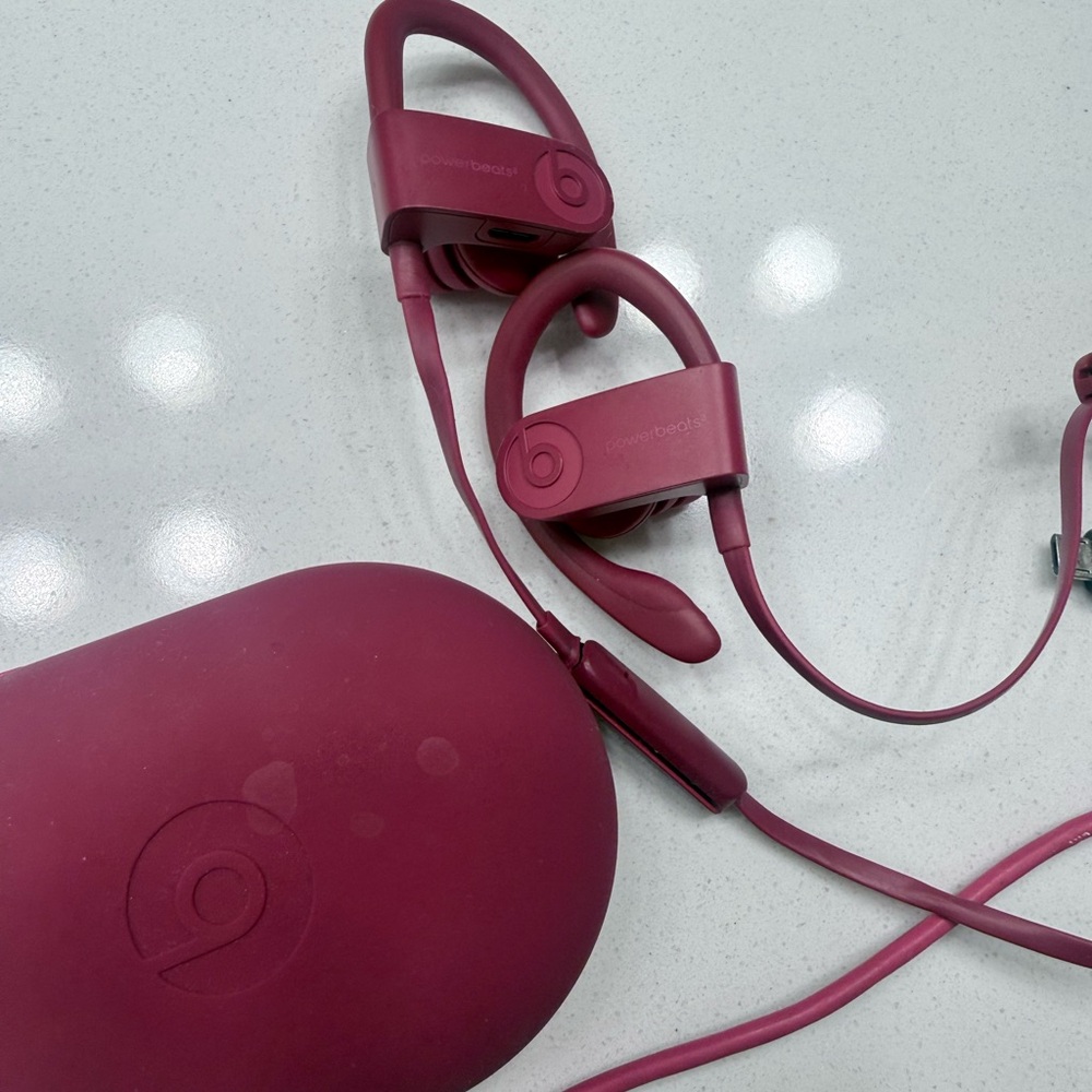 Beats Wireless Earphones in Burgundy